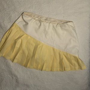 Tory Sport yellow/white tennis skirt size medium